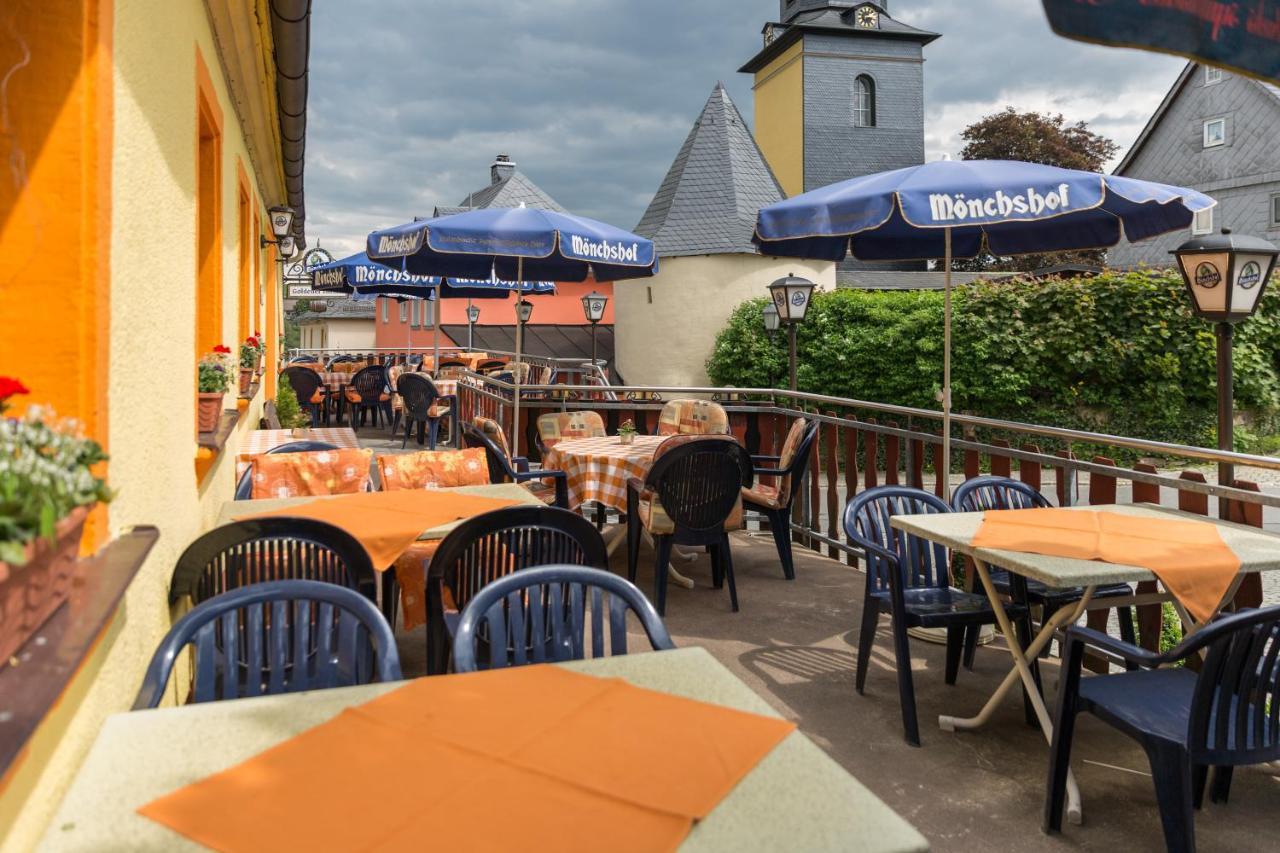 Hôtel Gasthof Zum Goldenen Hirschen à Geroldsgrun Extérieur photo